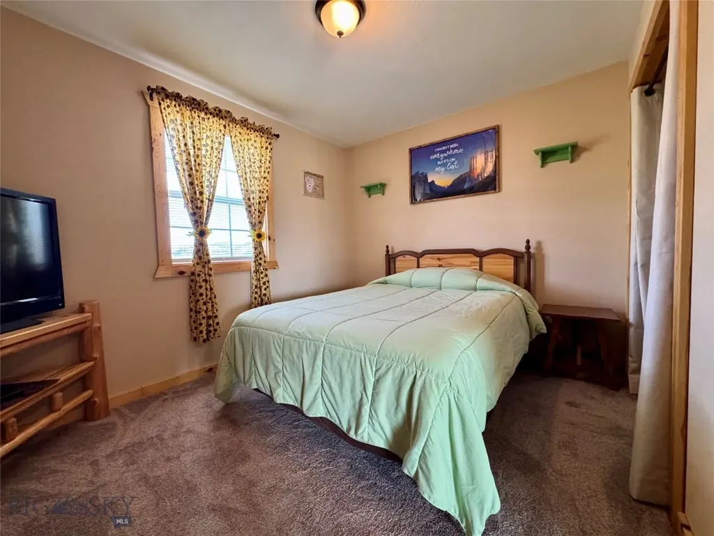 2 Cielo Grande Drive Livingston MT 59047