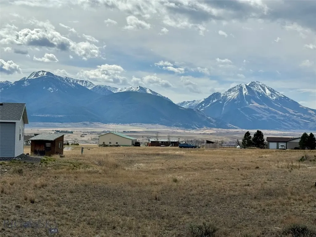 2 Cielo Grande Drive Livingston MT 59047