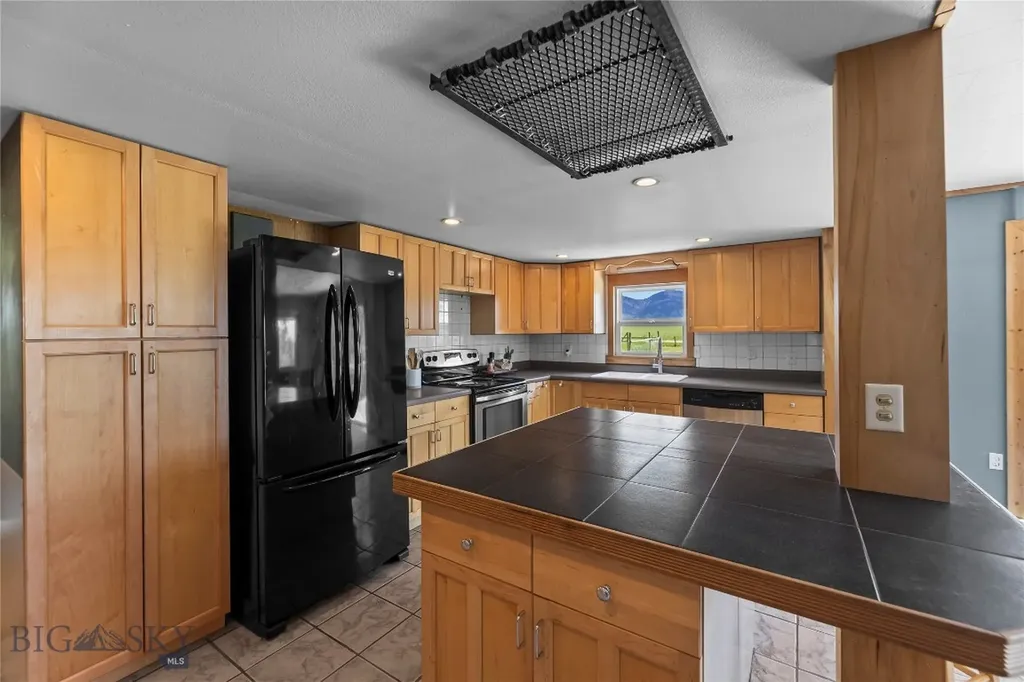 5321 E Gallatin Belgrade MT 59714