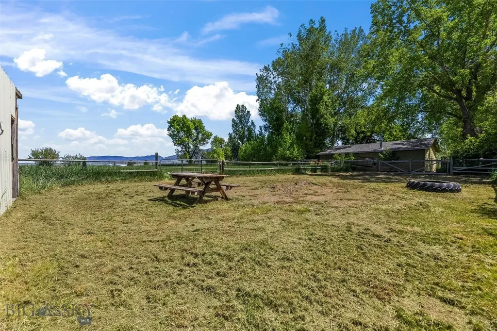 5321 E Gallatin Belgrade MT 59714