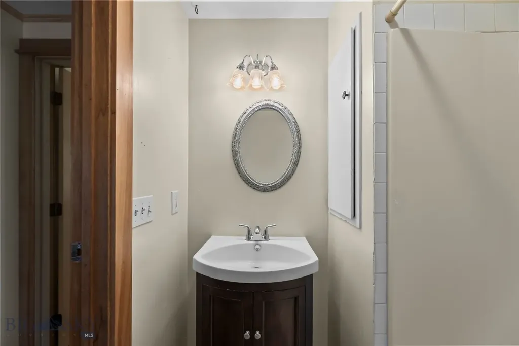 5321 E Gallatin Belgrade MT 59714