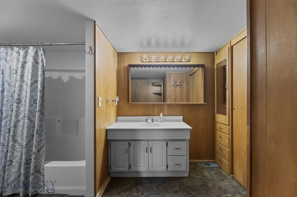 5321 E Gallatin Belgrade MT 59714