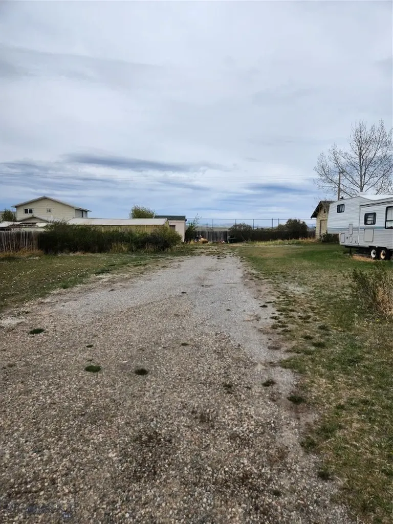 514 N Harrison Street Lima MT 59739