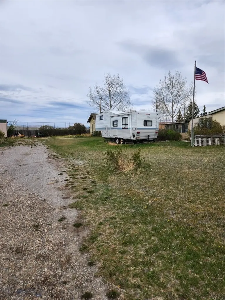 514 N Harrison Street Lima MT 59739