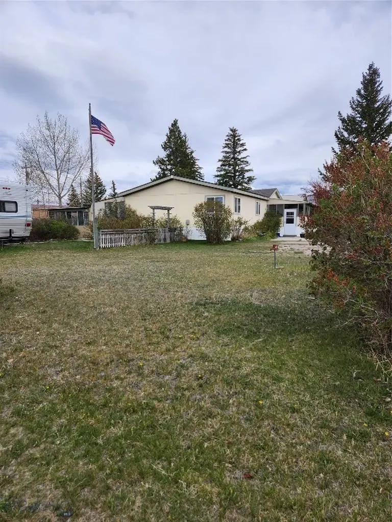 514 N Harrison Street Lima MT 59739