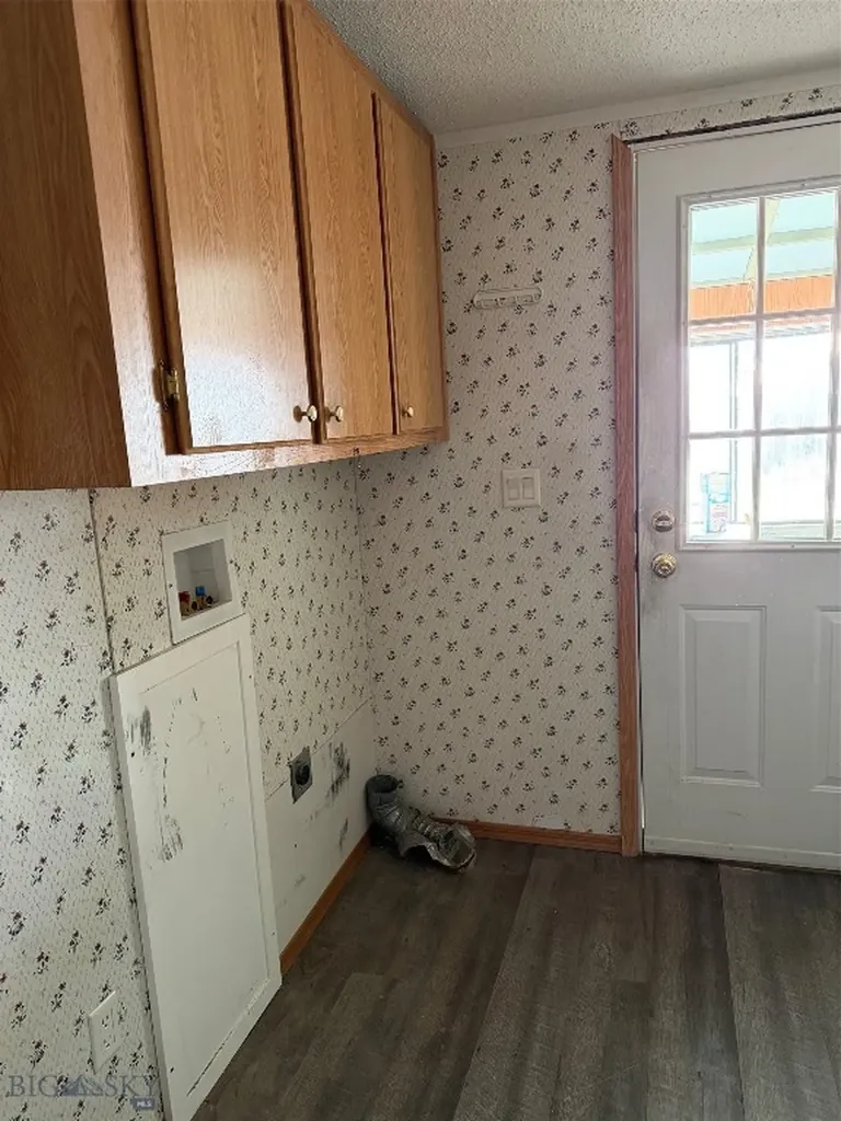 514 N Harrison Street Lima MT 59739