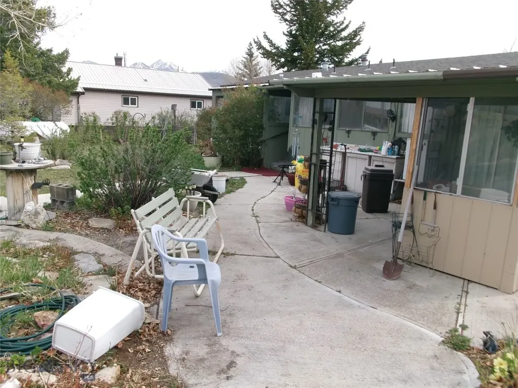 514 N Harrison Street Lima MT 59739