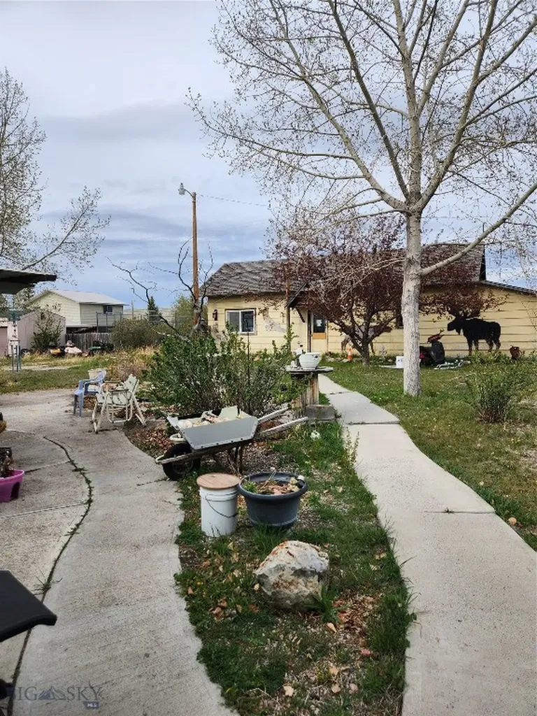 514 N Harrison Street Lima MT 59739