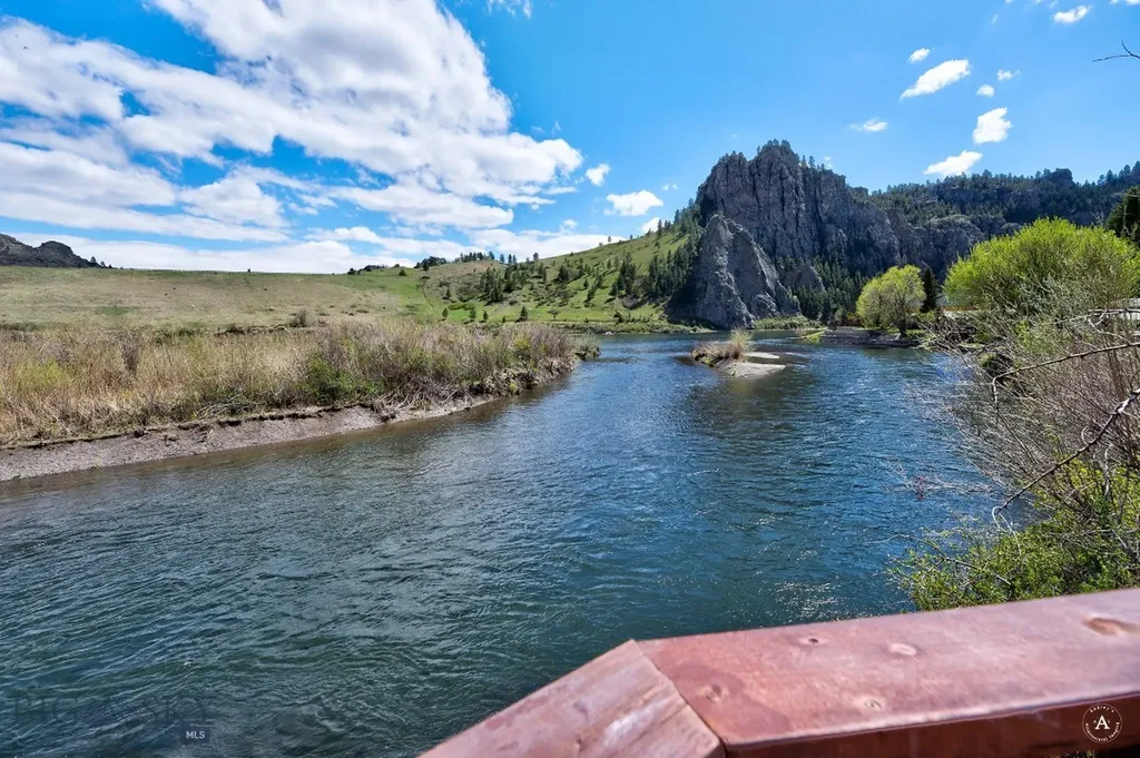 71 Seibold Lane Cascade MT 59421