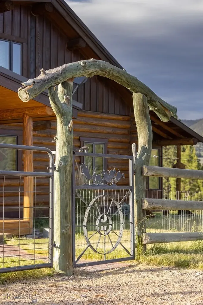 587 Cozy Lane Helmville MT 59843