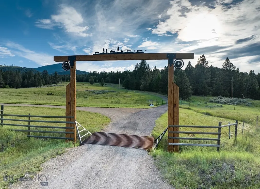 587 Cozy Lane Helmville MT 59843