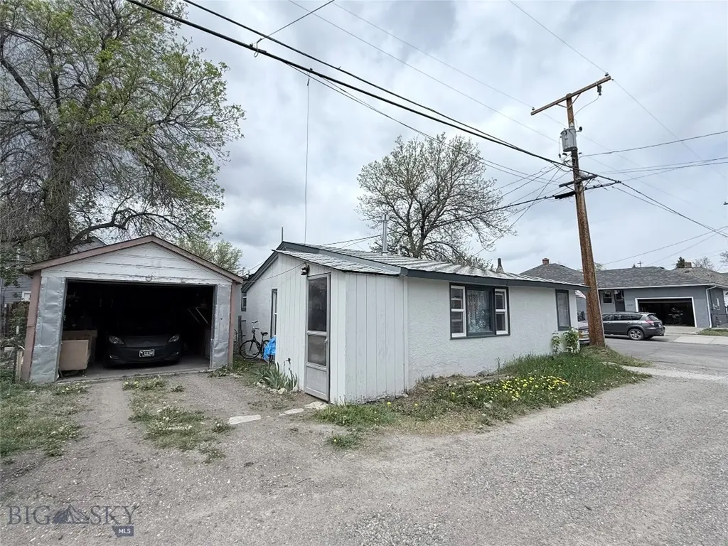 212 E Clark Street Livingston MT 59047