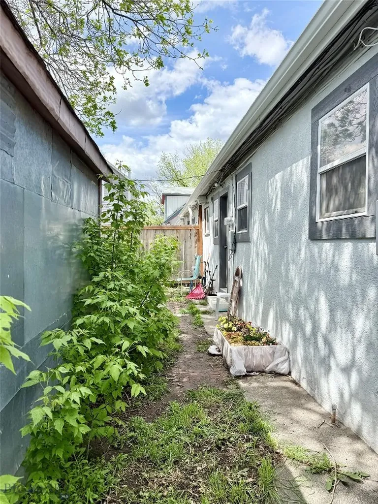 212 E Clark Street Livingston MT 59047