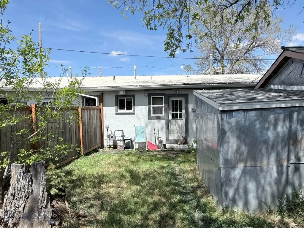 212 E Clark Street Livingston MT 59047