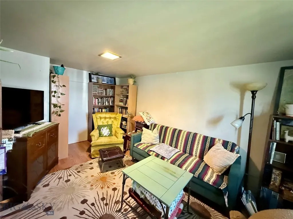 212 E Clark Street Livingston MT 59047
