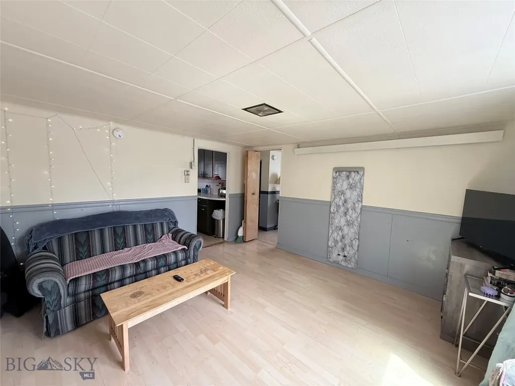 212 E Clark Street Livingston MT 59047
