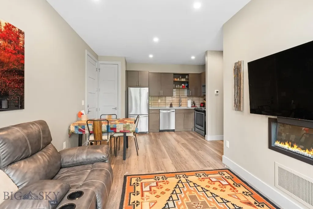 496 Black Bull Bozeman MT 59718