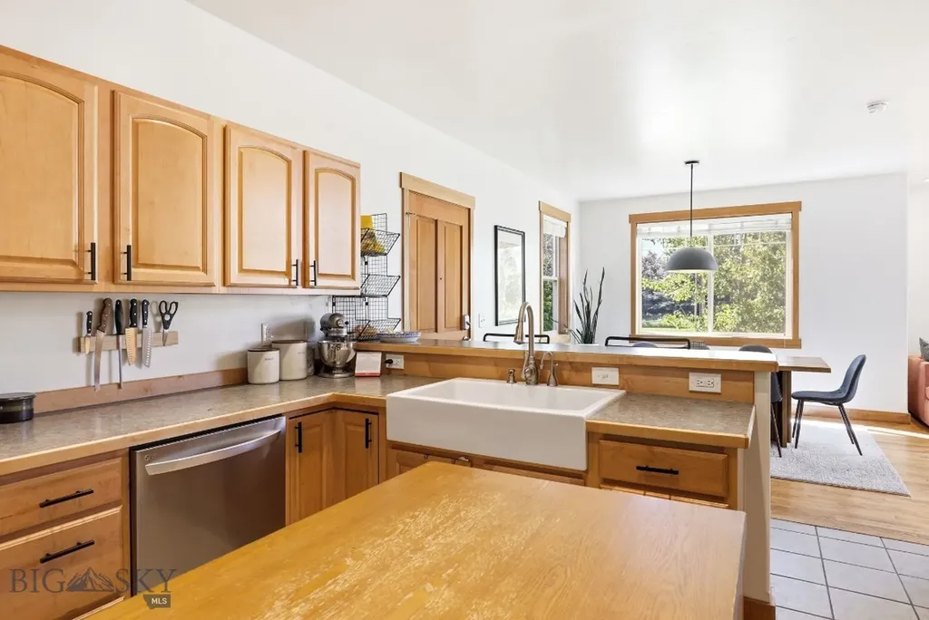 2124 Gallatin Green Boulevard Bozeman MT 59718