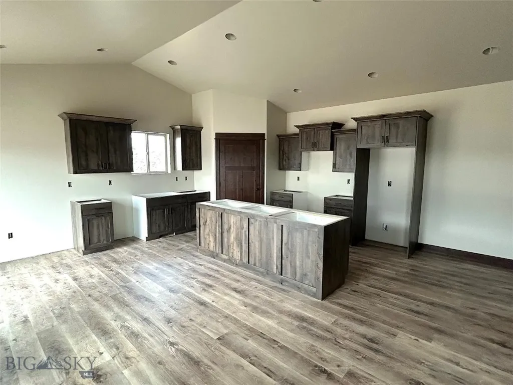 135 Thomas Way Dillon MT 59725