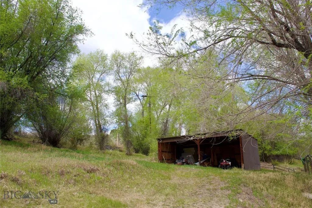 Whitehall MT 59759