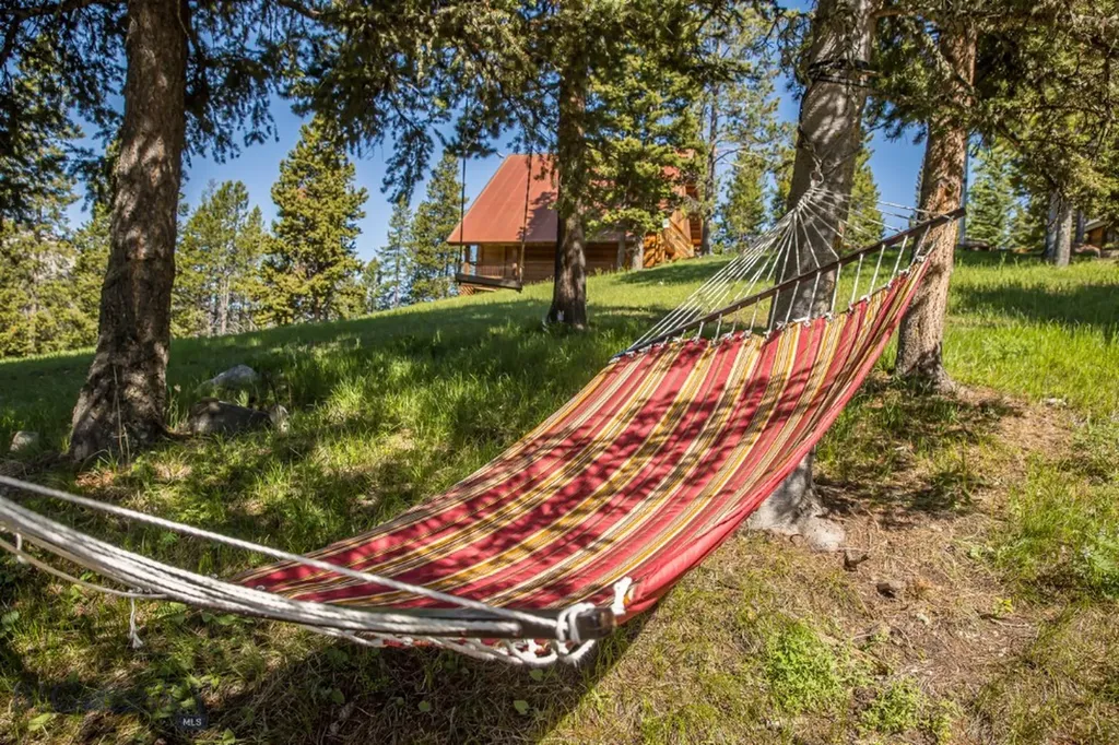 121 Old Toby Road Big Sky MT 59716