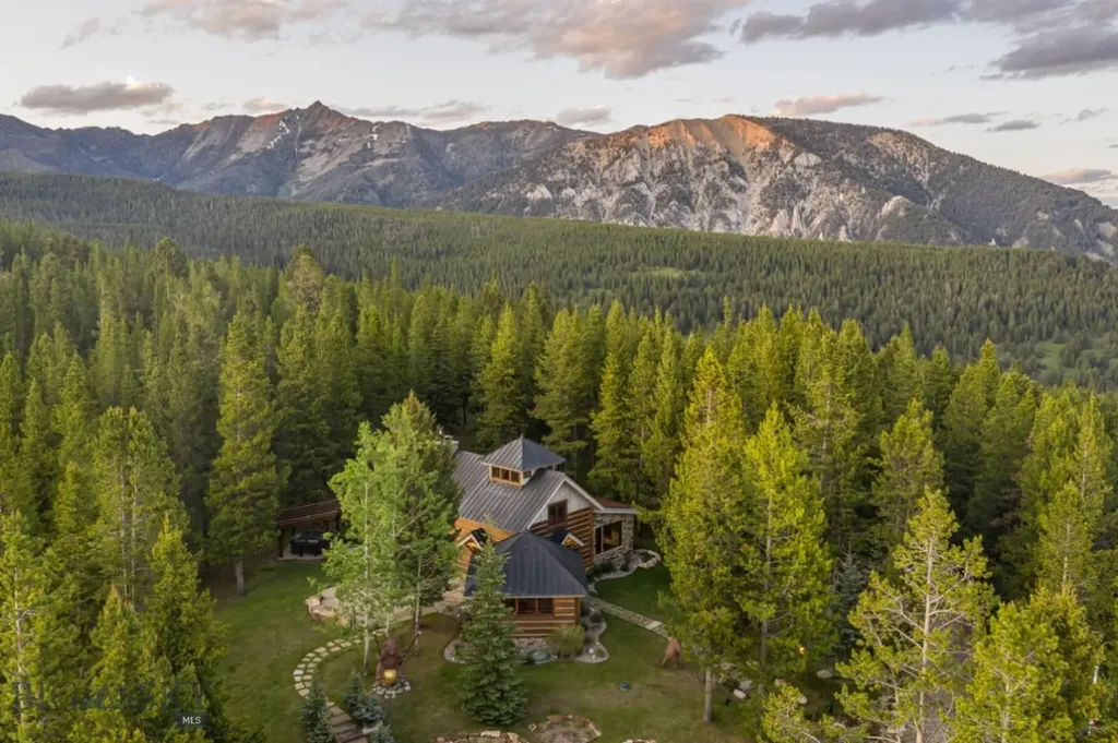 121 Old Toby Road Big Sky MT 59716