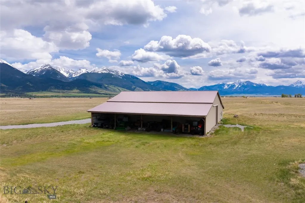 4125 Us Highway 89 S Livingston MT 59047