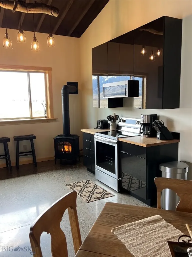 4125 Us Highway 89 S Livingston MT 59047