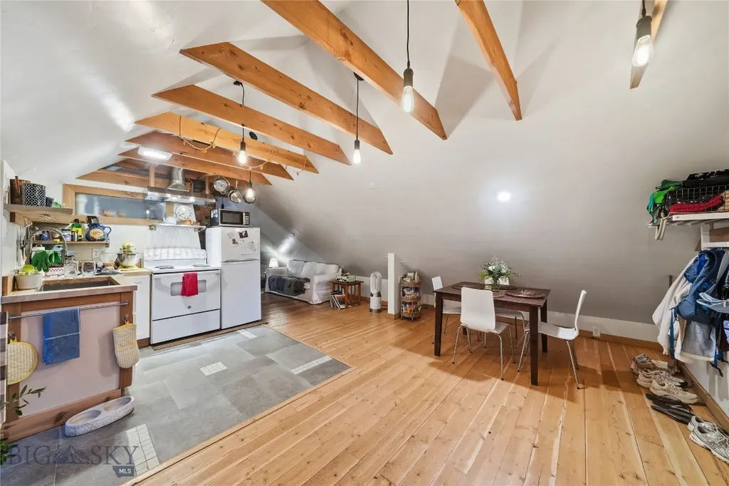 103 S 8th Avenue Bozeman MT 59715