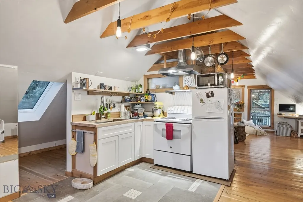 103 S 8th Avenue Bozeman MT 59715