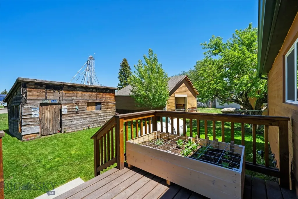 115 Center Harrison MT 59735