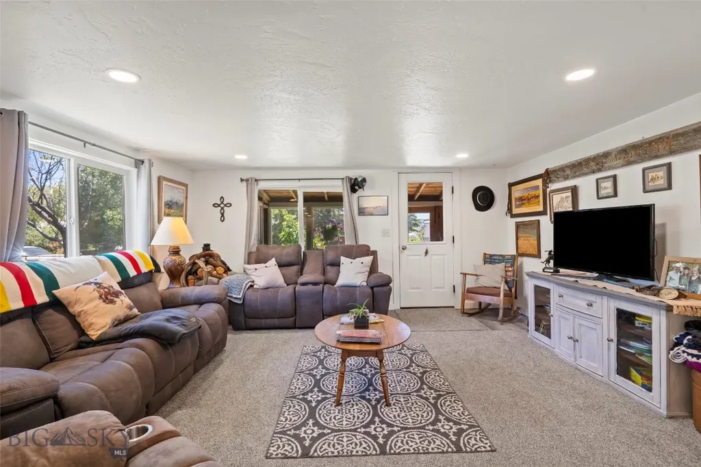 115 Center Harrison MT 59735