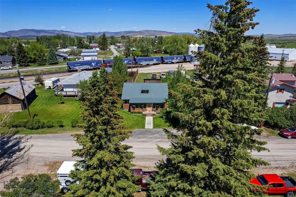 115 Center Harrison MT 59735