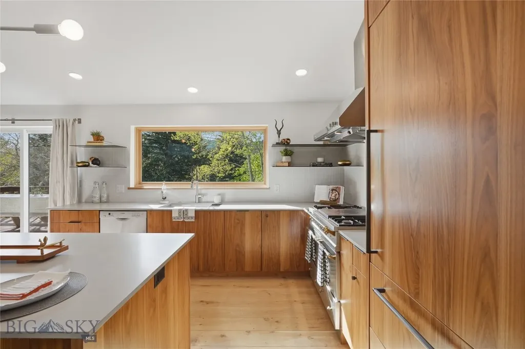 7102 Bristol Lane Bozeman MT 59715
