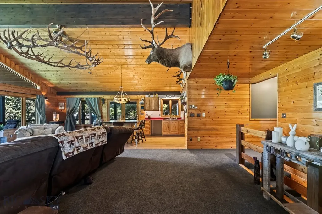 283 S Rock Creek Road Emigrant MT 59027
