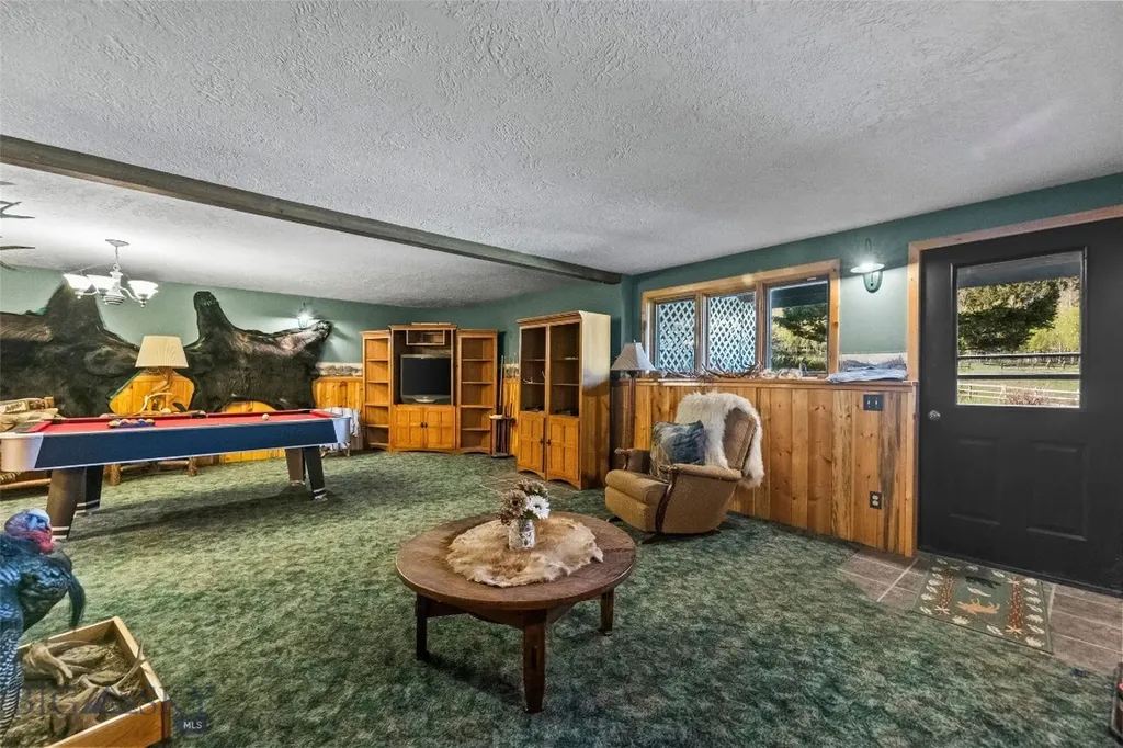 283 S Rock Creek Road Emigrant MT 59027