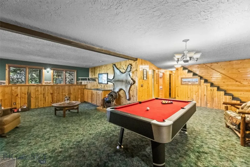 283 S Rock Creek Road Emigrant MT 59027