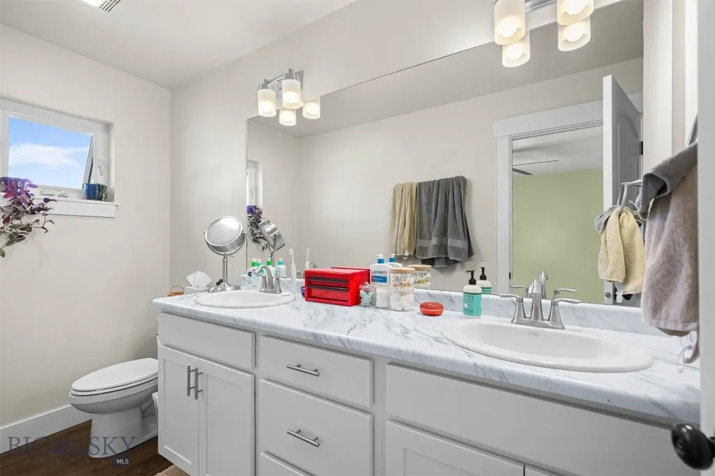 209 Manhattan South Road Manhattan MT 59741