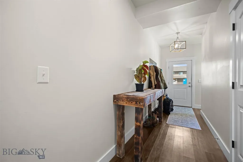 209 Manhattan South Road Manhattan MT 59741