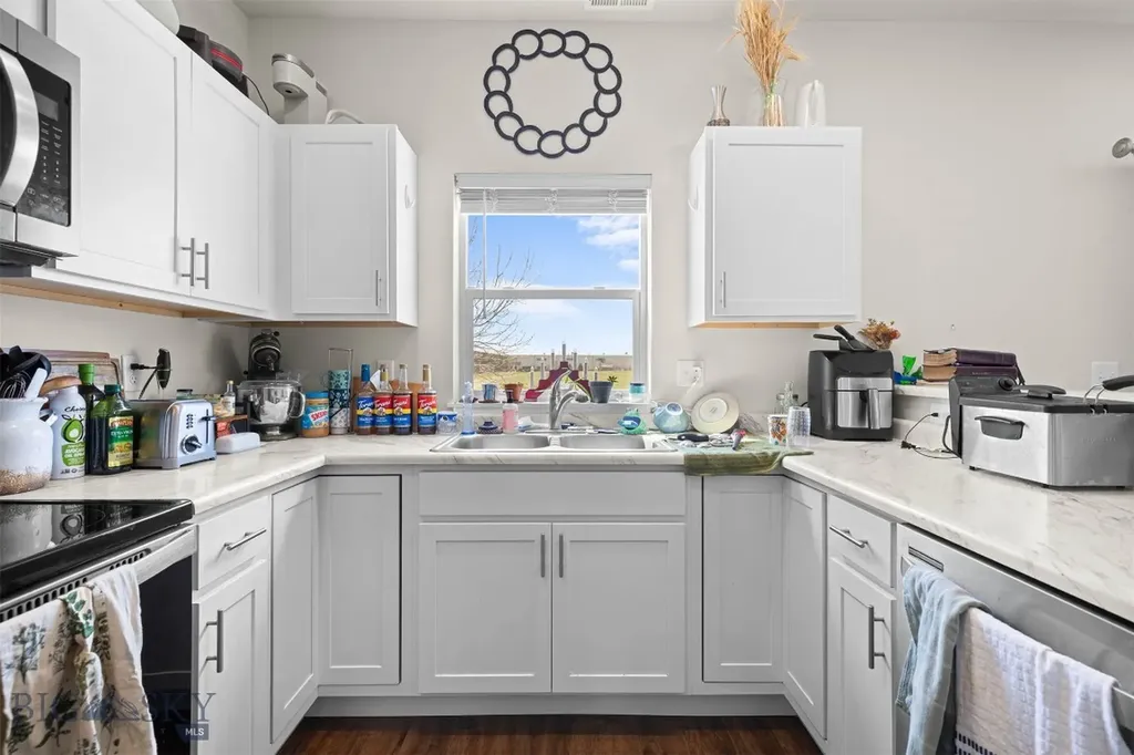 209 Manhattan South Road Manhattan MT 59741
