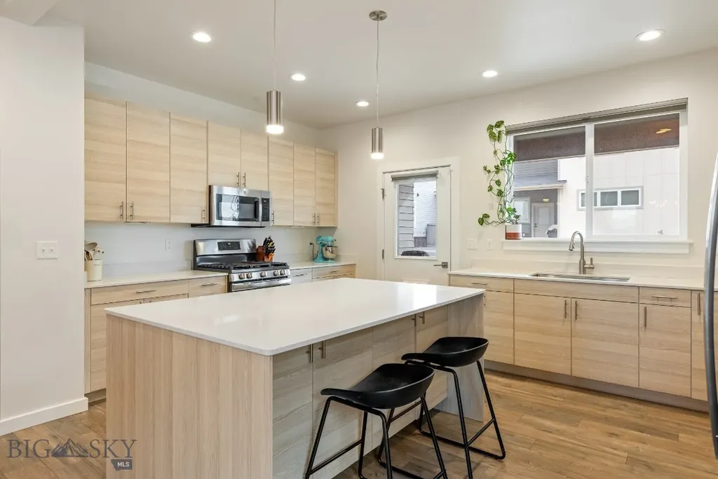 5378 Debour Lane Bozeman MT 59718