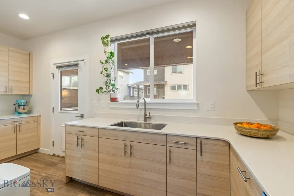 5378 Debour Lane Bozeman MT 59718