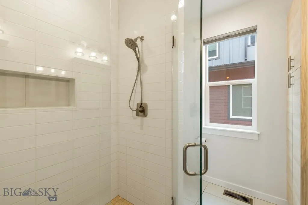 5378 Debour Lane Bozeman MT 59718