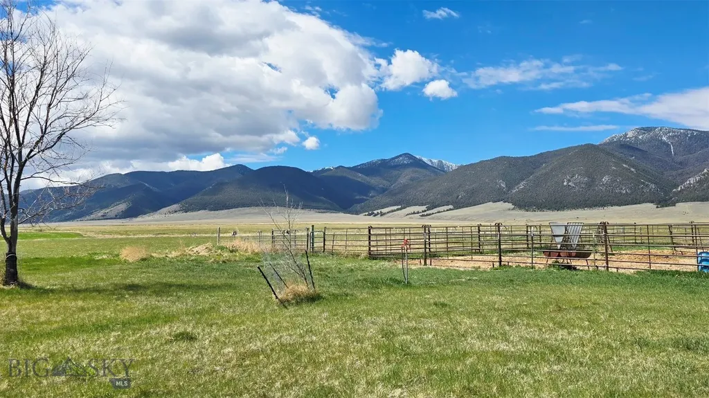Sheridan MT 59749