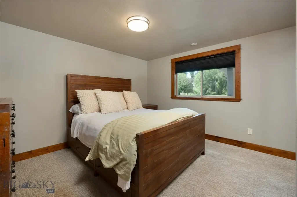 2490 E Cedar Meadows Lane Manhattan MT 59741