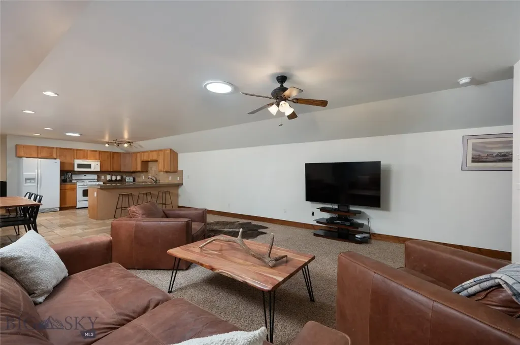 2490 E Cedar Meadows Lane Manhattan MT 59741