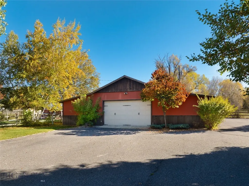2490 E Cedar Meadows Lane Manhattan MT 59741
