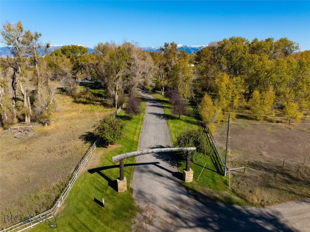 2490 E Cedar Meadows Lane Manhattan MT 59741