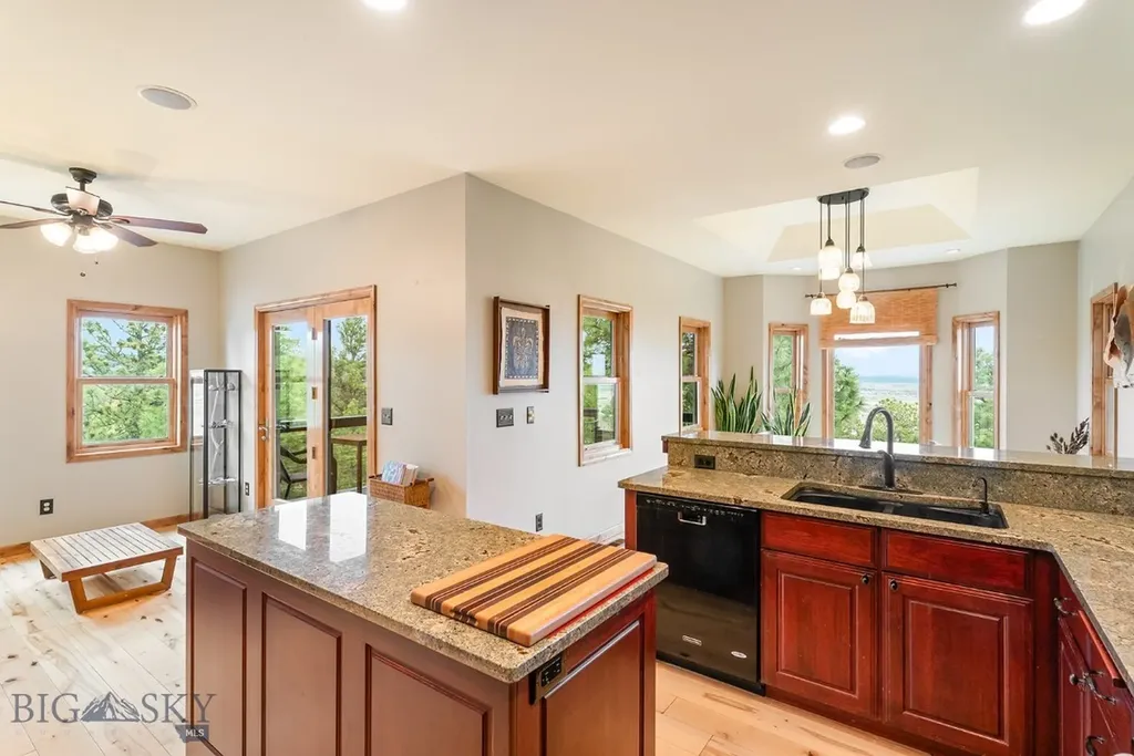 8235 Evergreen Drive Helena MT 59602