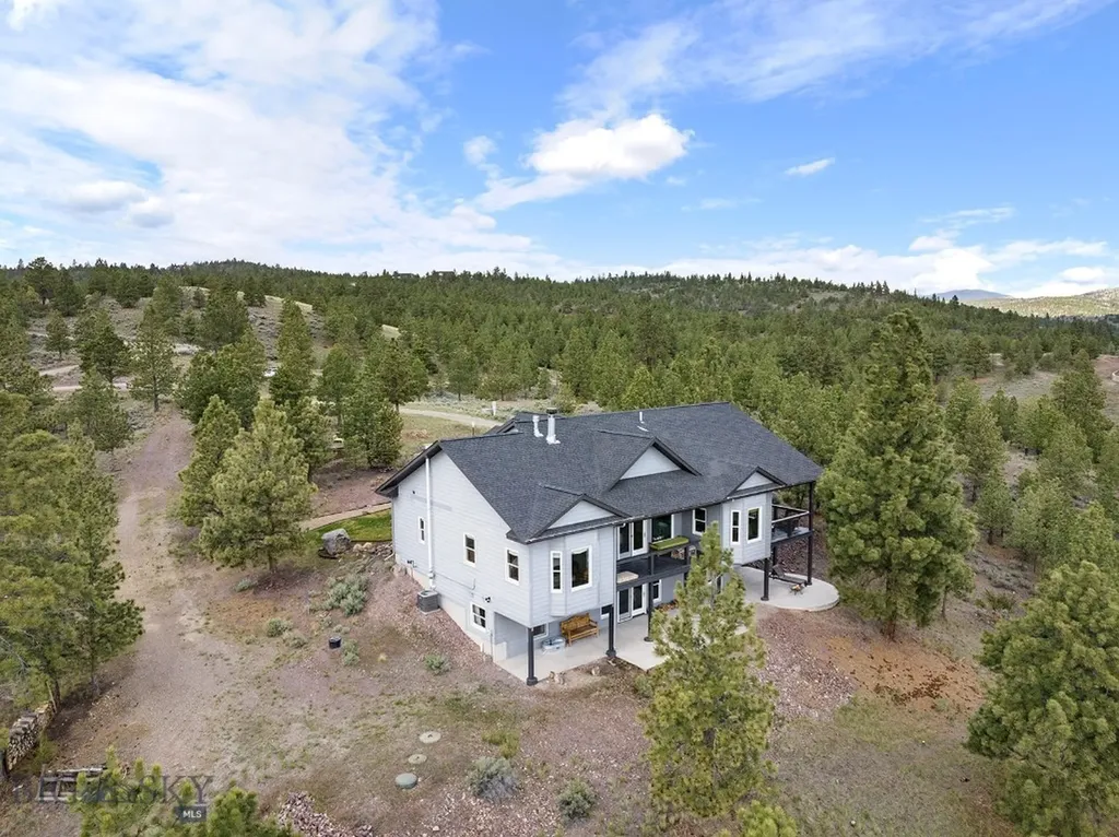 8235 Evergreen Drive Helena MT 59602